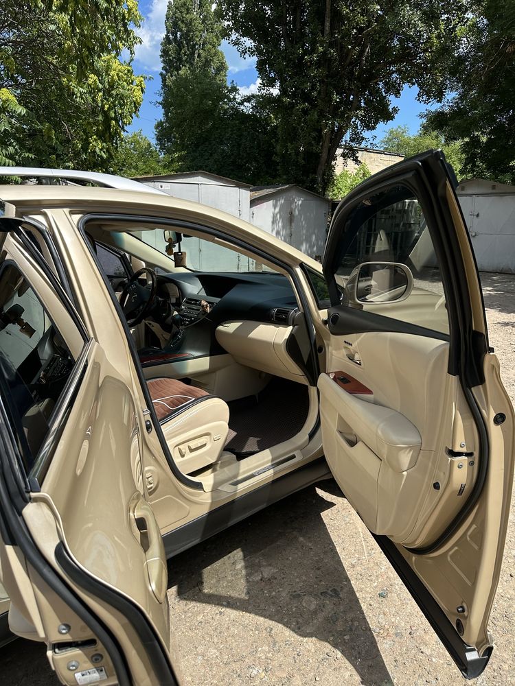 Lexus RX450h СРОЧНО!!