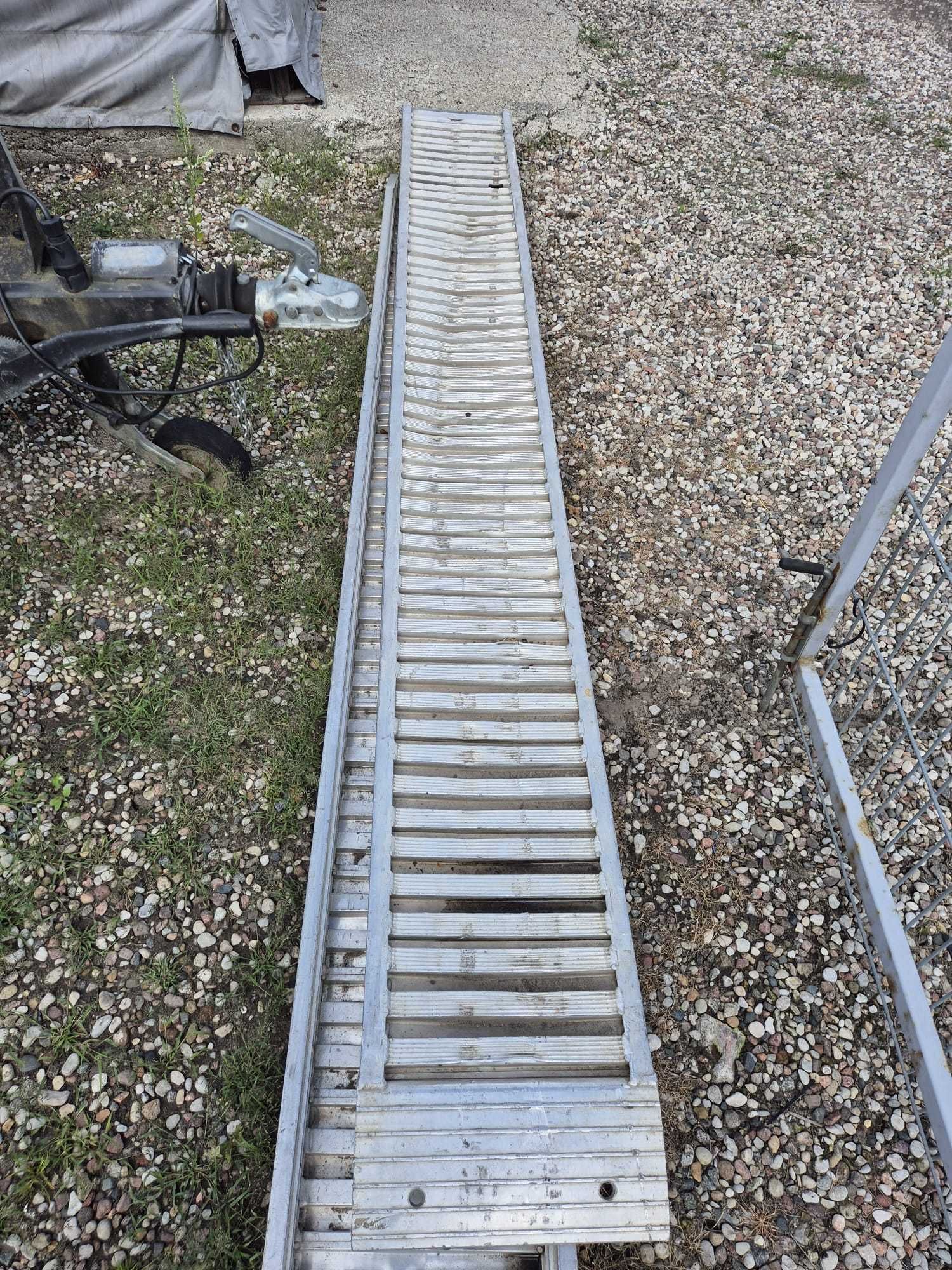 Przyczepa dwuosiowa pod koparkę , do przewozu