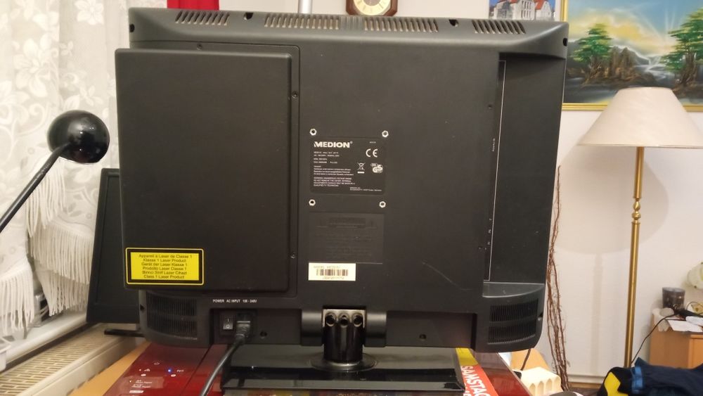 Telewizor Monitor Medion 18" HDMI DVD i pilotem