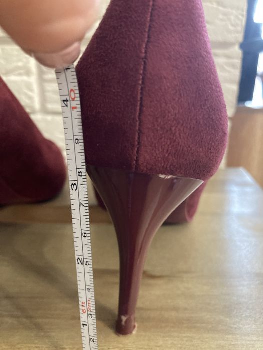 Bordowe szpilki DeeZee 37