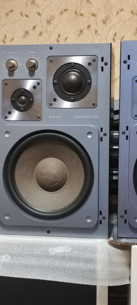 Акустика колонки Heco Precision 200