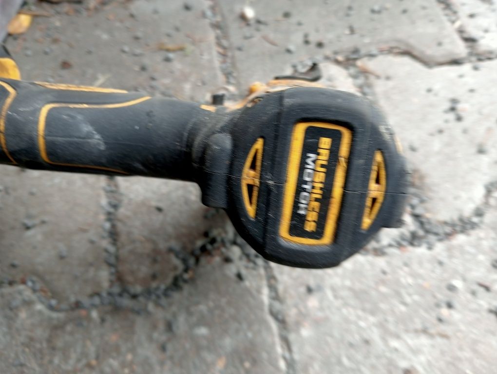Wkrętarka aku DeWalt