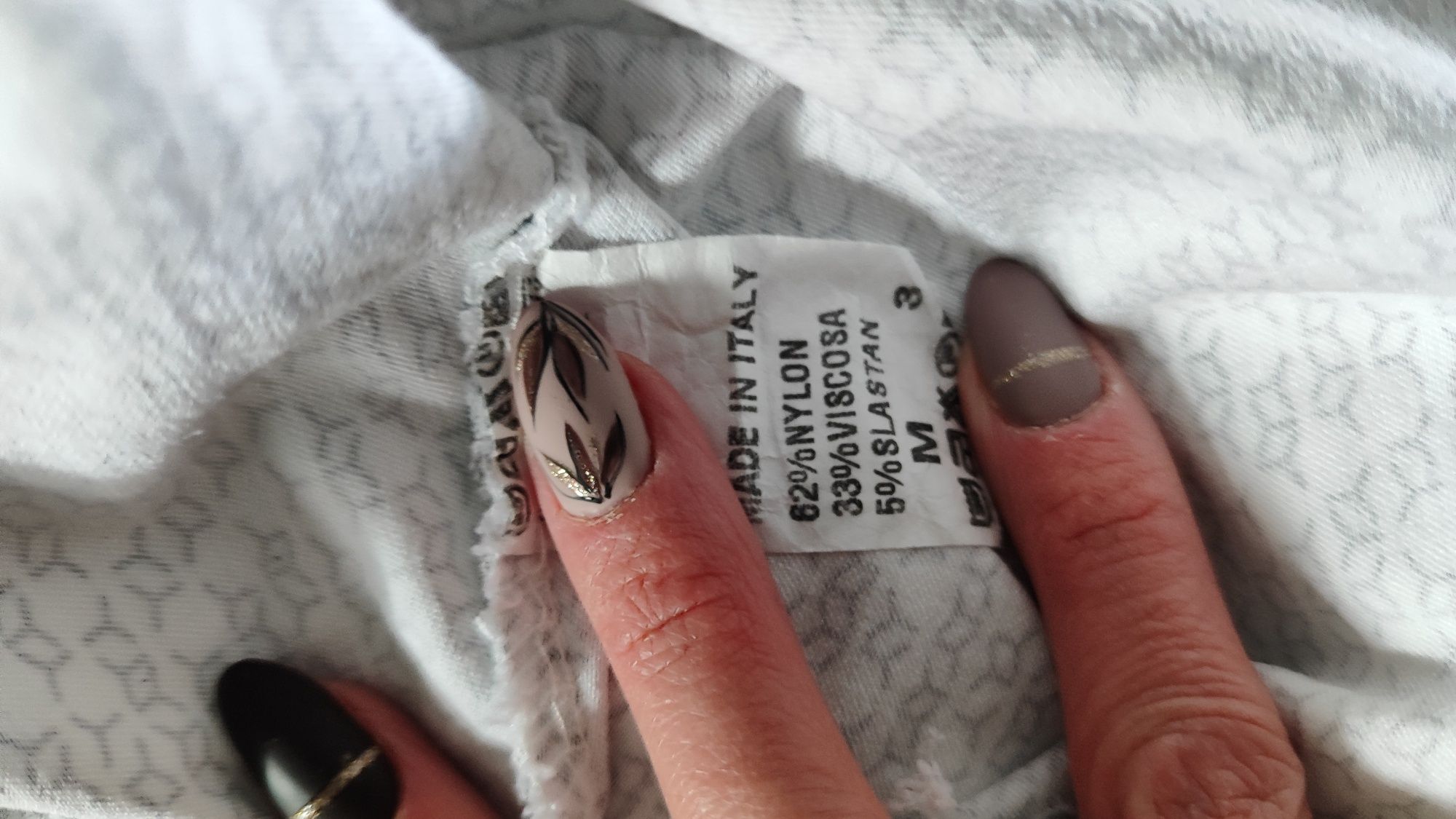 Spodenki cygaretki elastyczne damskie letnie M