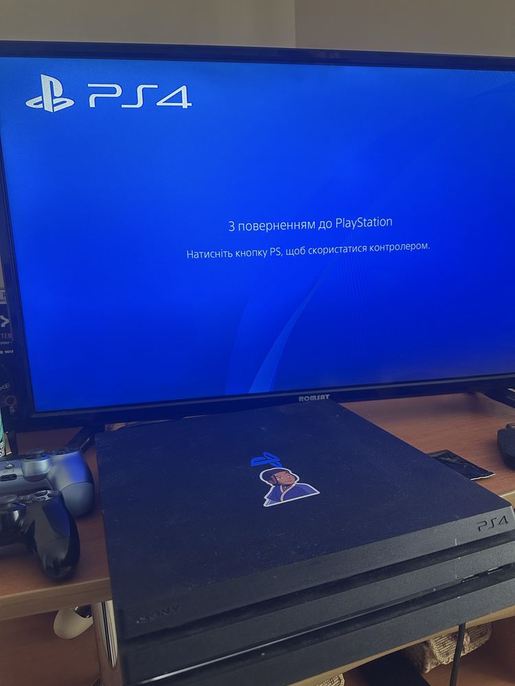 Набір консоль Ps4pro 1 Tb