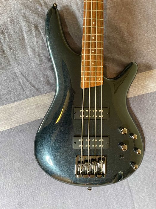 Baixo Ibanez SR300E IPT com saco Ibanez como novo