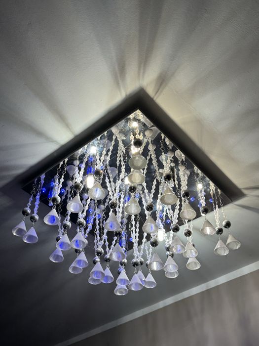 Lampa krysztalowa 9 zarowek