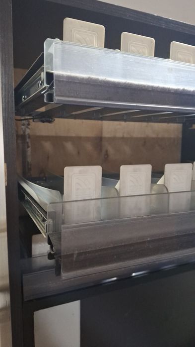 Полиця для сигарет