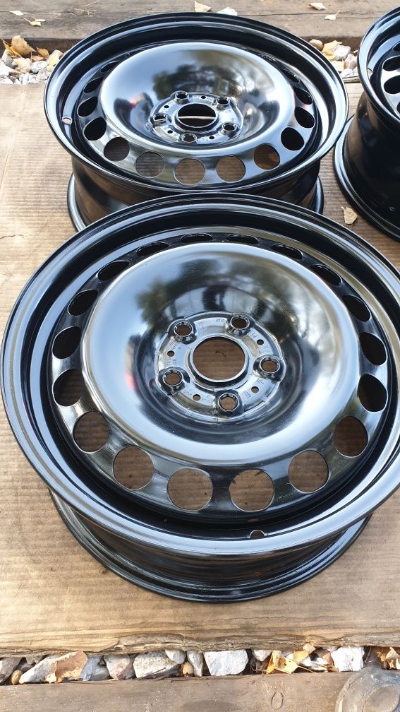 Felgi stalowe 16" 5x112 6'5x16 ET 41 VW passat