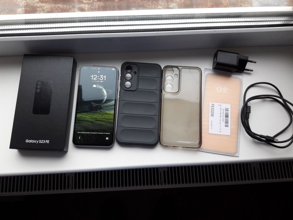 Samsung Galaxy S23fe 8/256Gb на Qualcomm Snapdragon 8 Gen 1