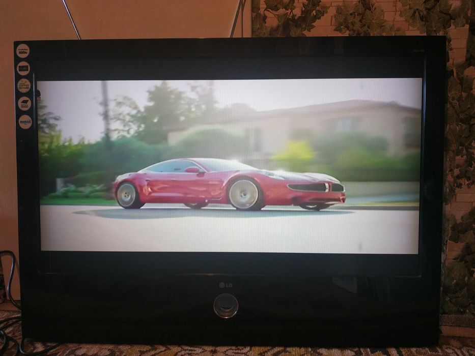 Telewizor LG Scarlet 47LG6000 uszkodzony