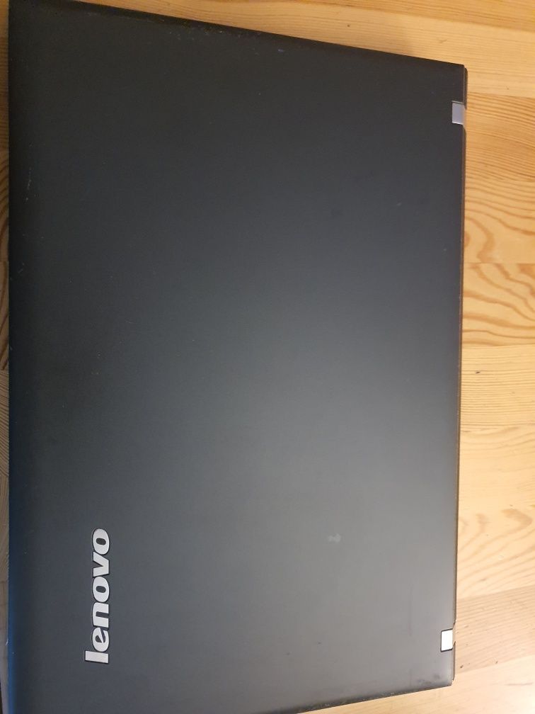 Lenovo E50-80 i5-5200 8 GB Ram 1TB