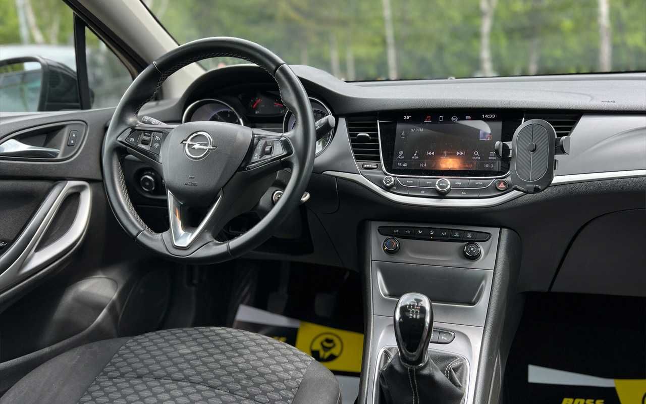 Opel Astra  2018