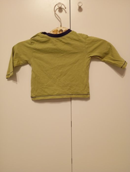 Bluzka niemowlęca dla chłopca, rozmiar na 6-9 miesięcy.