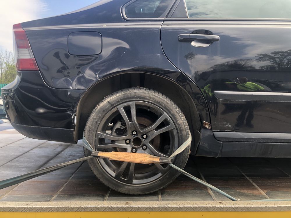 Volvo S40 uszkodzony