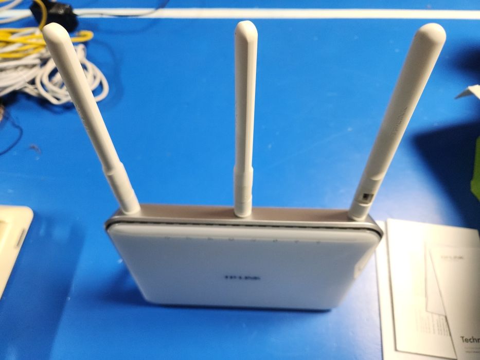 Router Gigabit sem fio de banda dupla AC1900