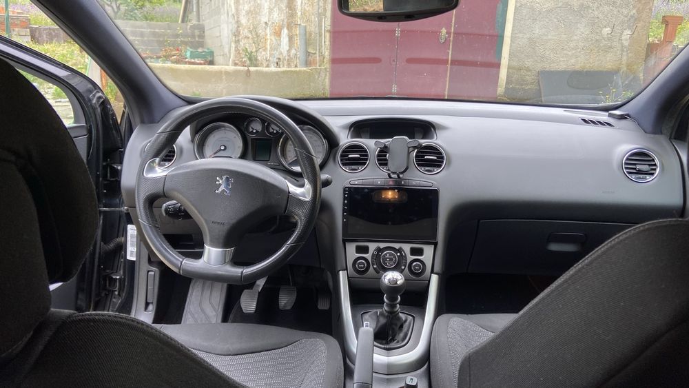 Peugeot 308 1.6hdi full extras