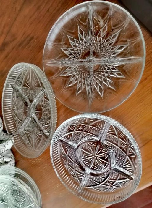 Loiça em vidro,pratos aperitivos, frascos ,pirex de ir ao forno