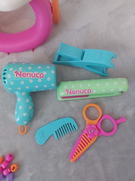 Cabeleireiro de nenuco