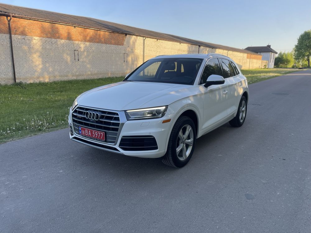 Продам Audi Q5 2019 року