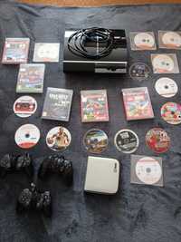 Consola PS3 com 3 comandos e 18 jogos