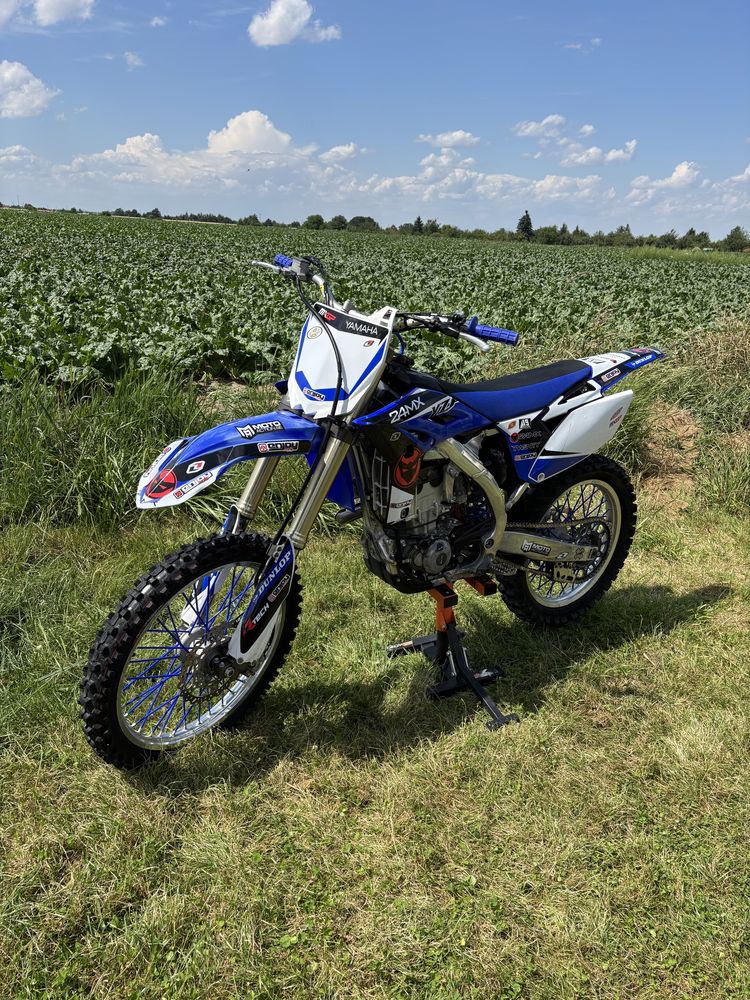 Yamaha YZ 250 4t z 2012 roku.