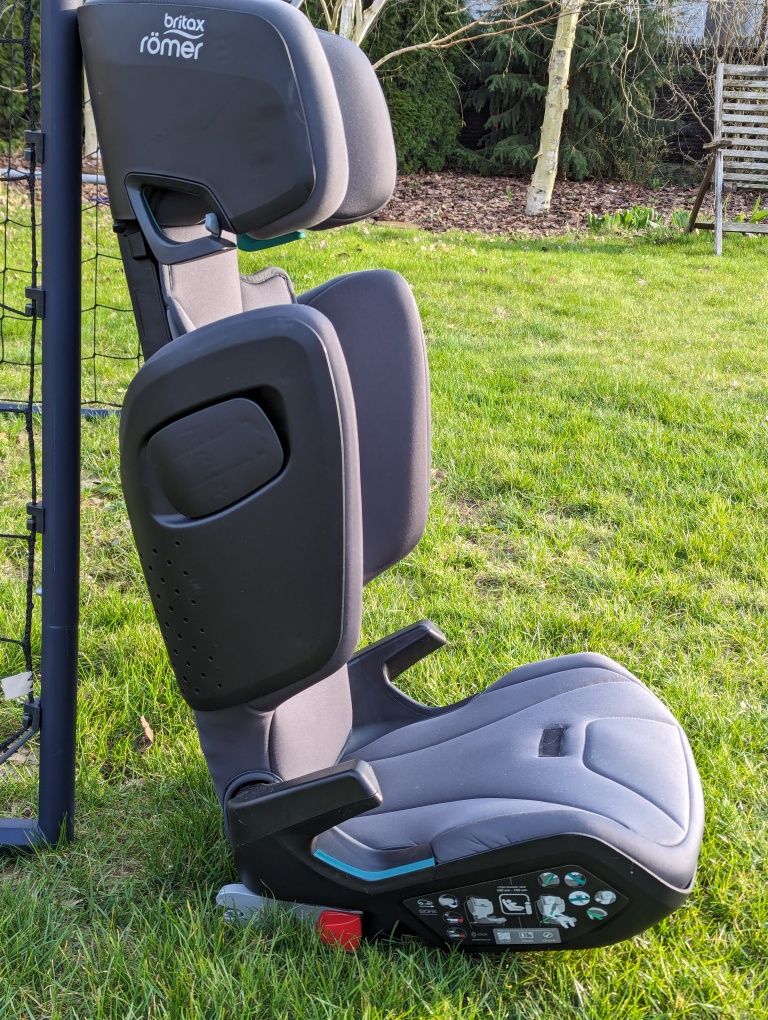 Fotelik Britax Römer i-Size, ISOFIX, 100-150cm