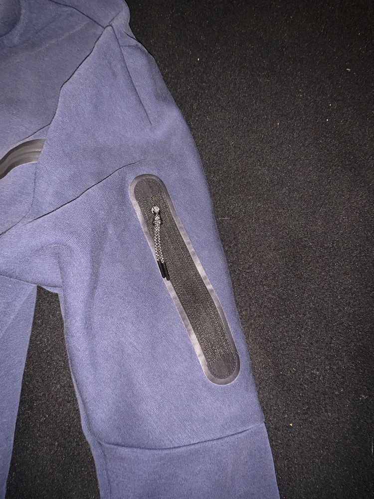 Nike Tech Fleece Navy Blue