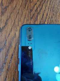 Huawei p20 wraz z oryginalnym etui