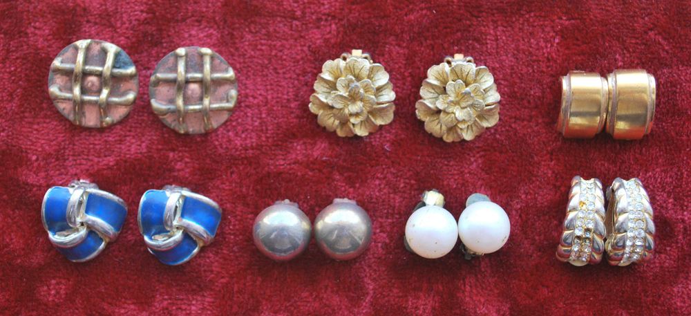 Brinco e Alfinetes dos anos 70 – 80 – 90