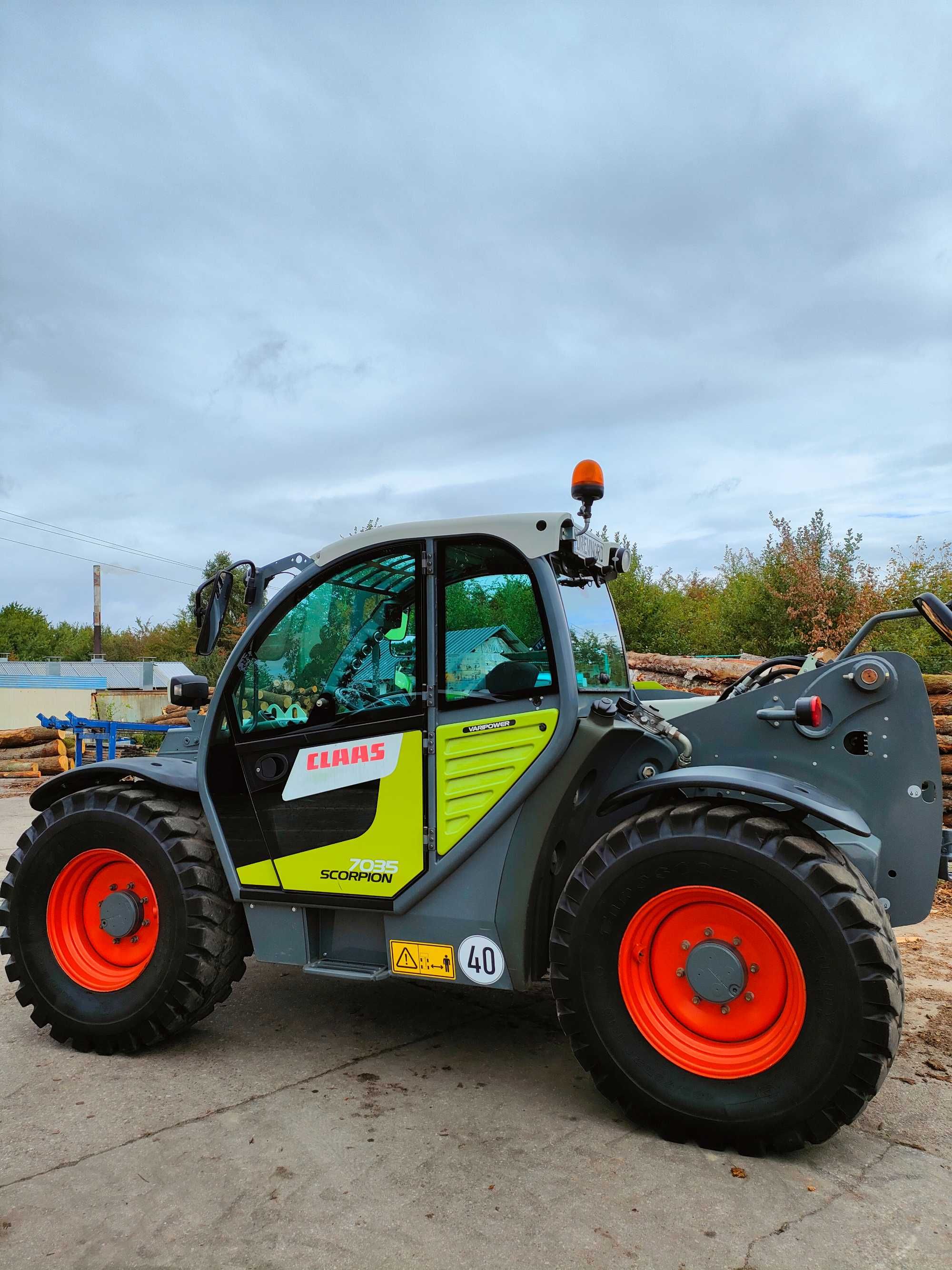 Ładowarka teleskopowa CLAAS SCORPION 7035, 2016r. JAK NOWA (nie JCB)