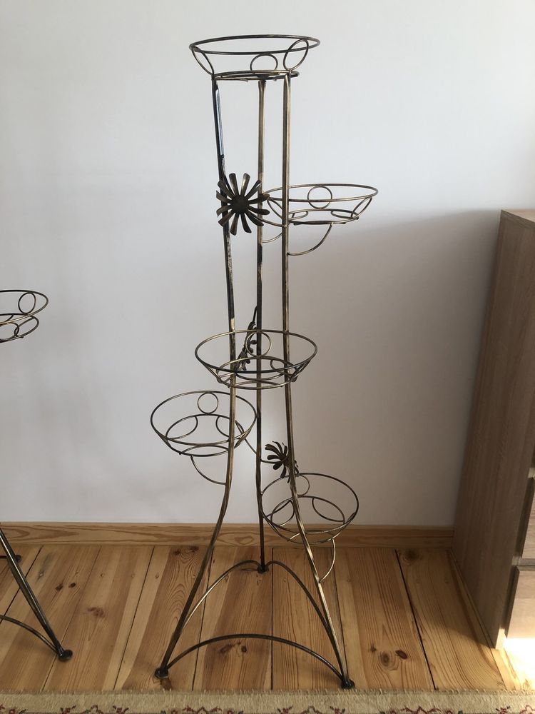 Kwietnik metaloplastyka 2 sztuki , cena podana za 1 sztuke