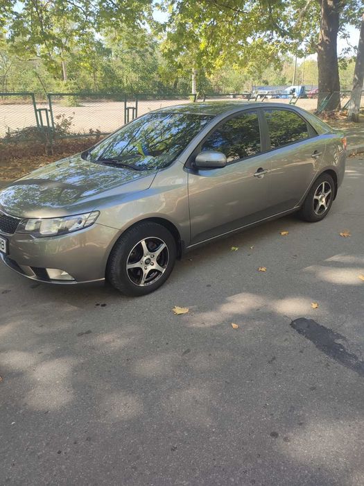 Автомобіль Kia cerato 2011р.