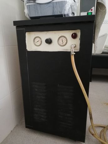 Compressor isento de óleo com secador