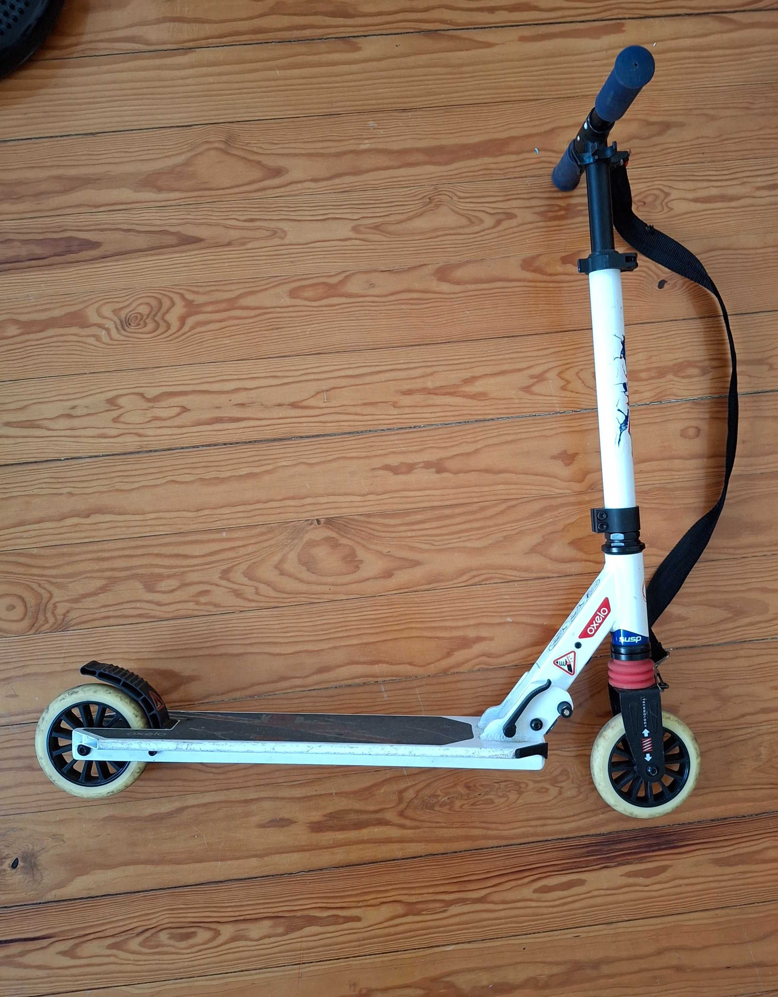 Trotinete infantil à venda – 30€