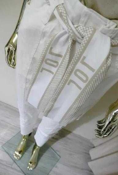 Białe spodnie z paskiem LOL bojówki Cudo M