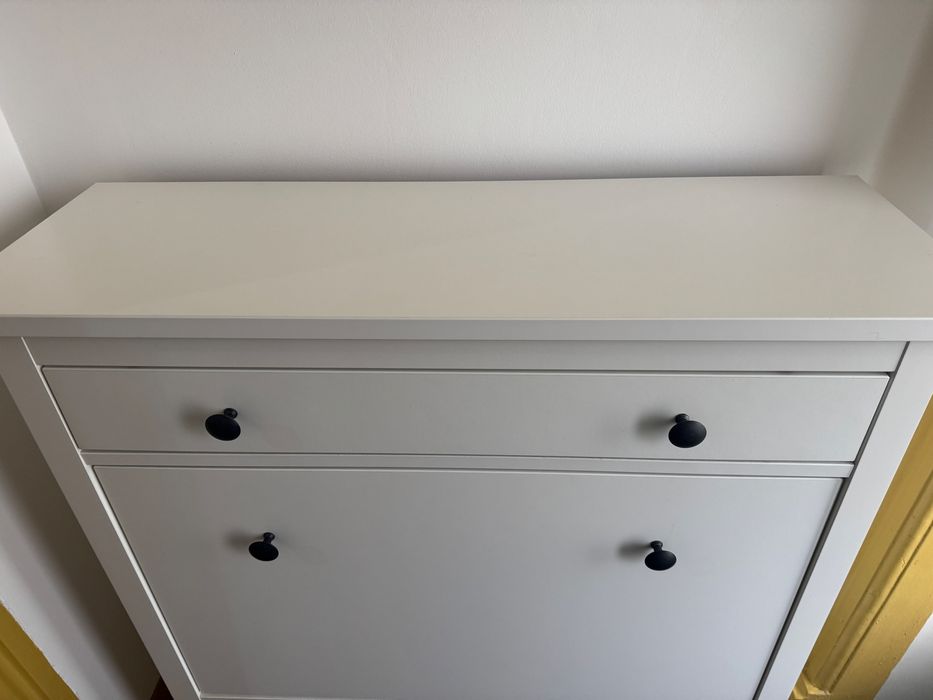 Sapateira IKEA modelo HEMNES