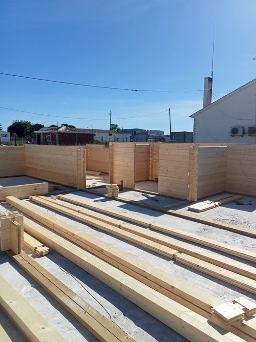 Casas pré fabricadas em madeira
