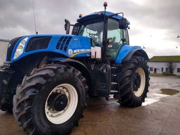 Ciągnik New Holland T8