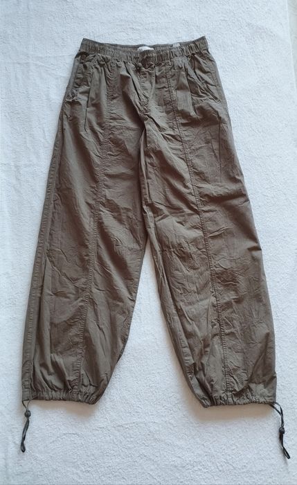 ZARA beżowe joggery S (oversize)  styl i komfort w jednym