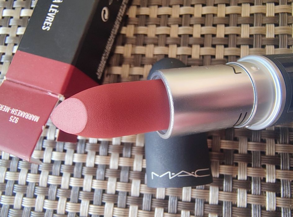 MAC Marrakesh-Mere 925 – Powder Kiss Lipstick