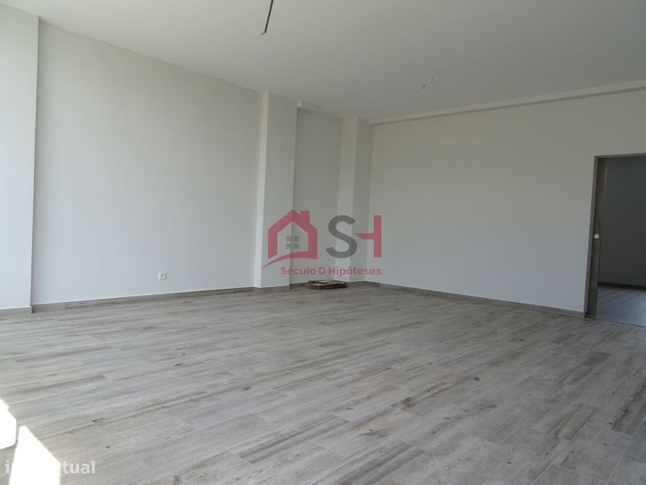 Loja para Comercio e Serviços – Paul - Torres Vedras