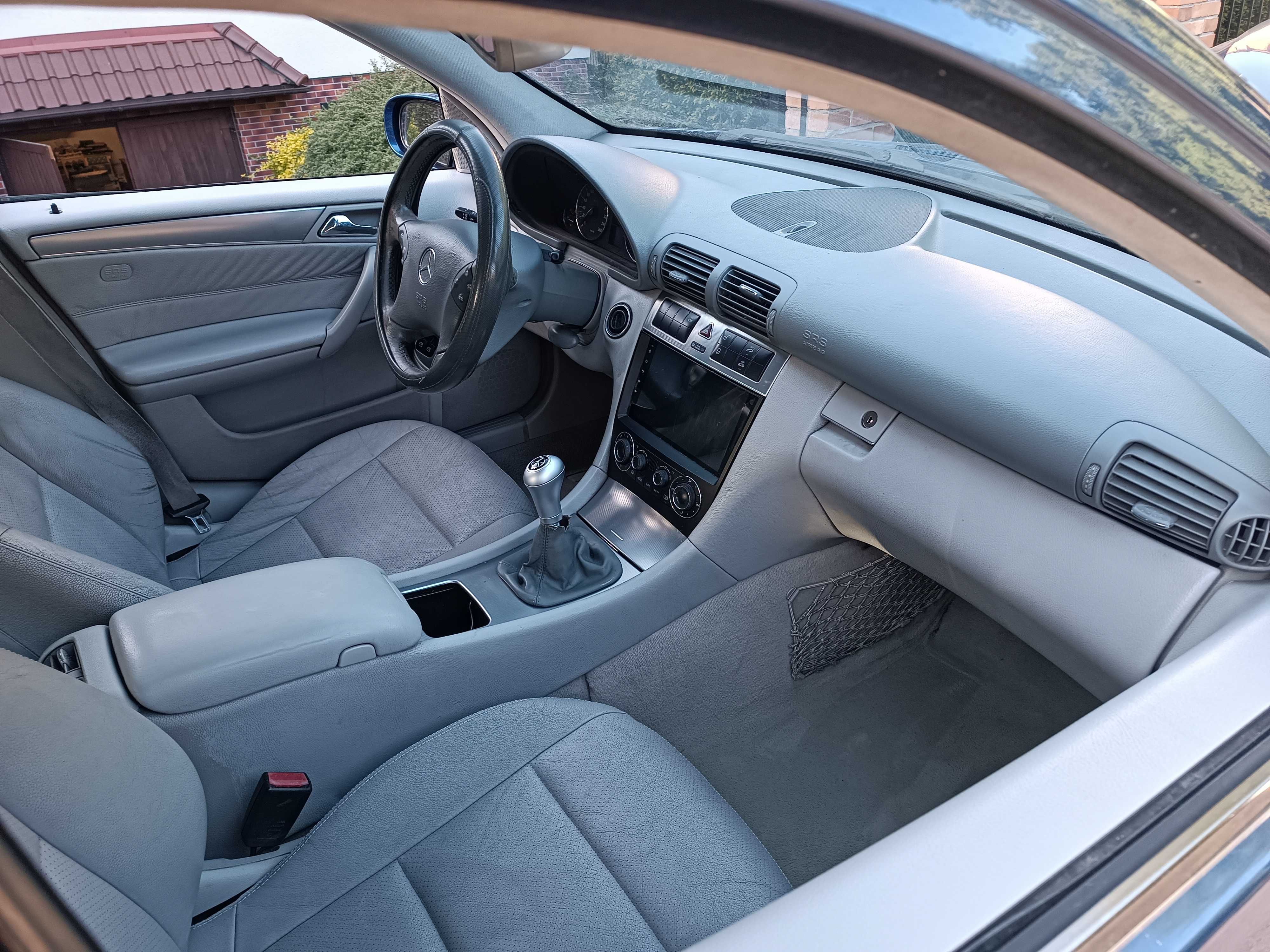 Mercedes Benz w203 C220 cdi Diesel Sprawny Do Jazdy Skóry Jasne Wnetrz