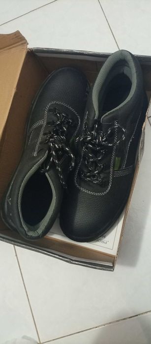 novo sapatos (número 44)