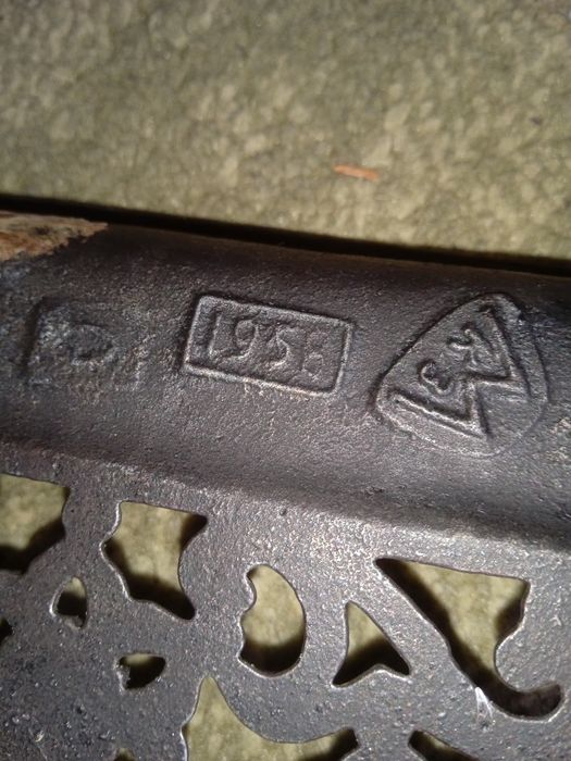 Годинник Куса Каслі 1958 року.