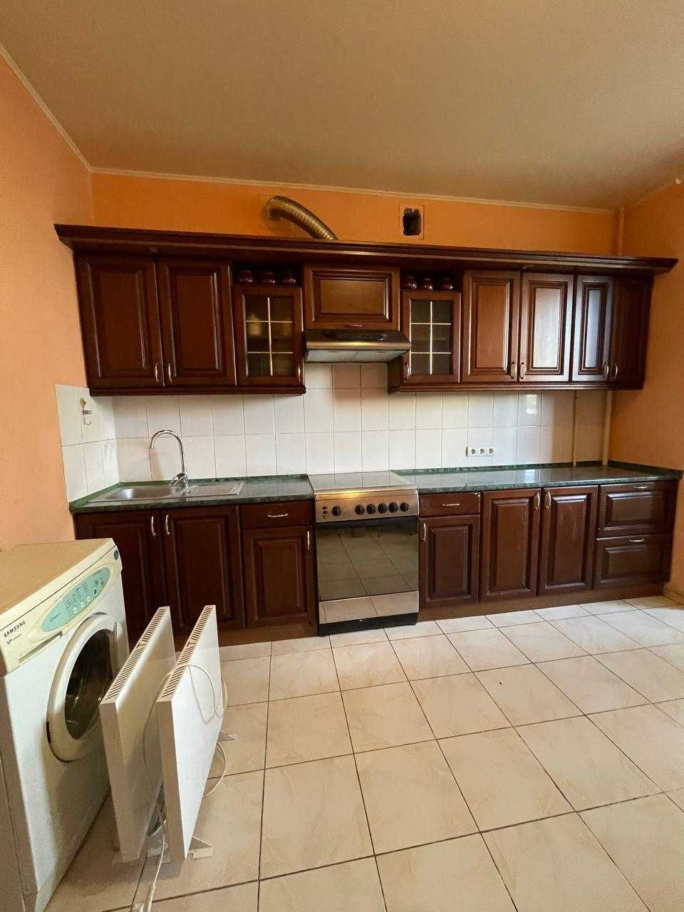 Продам 3 к квартиру 93 кв.м. на Титова/Строителей/Суворова/Аполло/Поля
