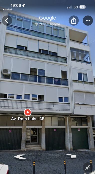 Alugo T2 em Alfragide