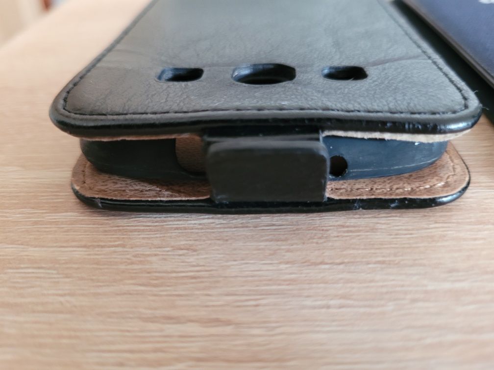Etui/pokrowiec/obudowa na telefon 2szt za 20zł
