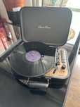 Gramofon + 3 winyle