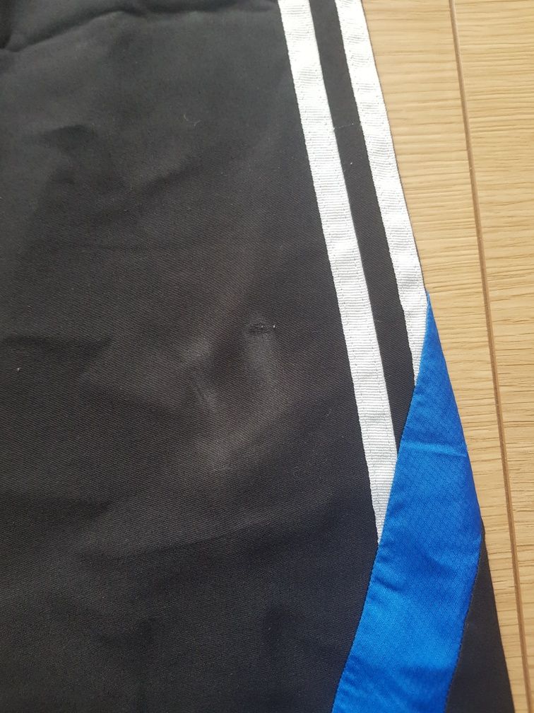 Dresy sportowe chłopięce marki Adidas rozmiar z metki 146- 152