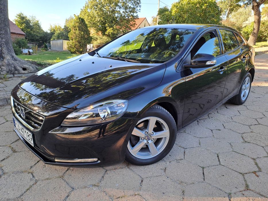 Zadbane Volvo V40 1.6 diesel, kamera, navi, rok w kraju, stan bdb 2014